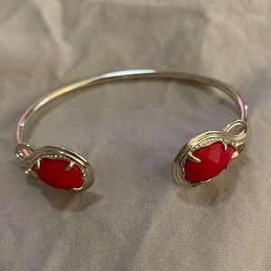 Kendra Scott bracelet